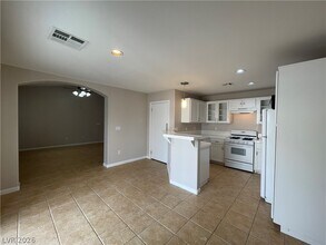 7127 Brassica Ct in Las Vegas, NV - Building Photo - Building Photo