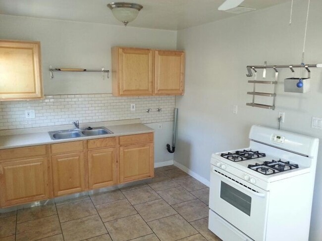 property at 4092-4096 Green