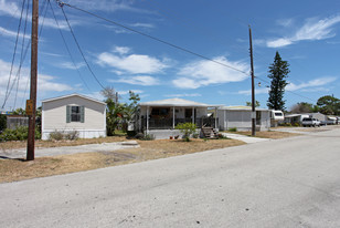 Hobe Village Mobile Home Park Apartamentos