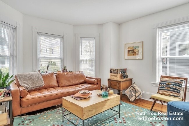 59 Winslow Ave, Unit 1 in Somerville, MA - Building Photo - Building Photo