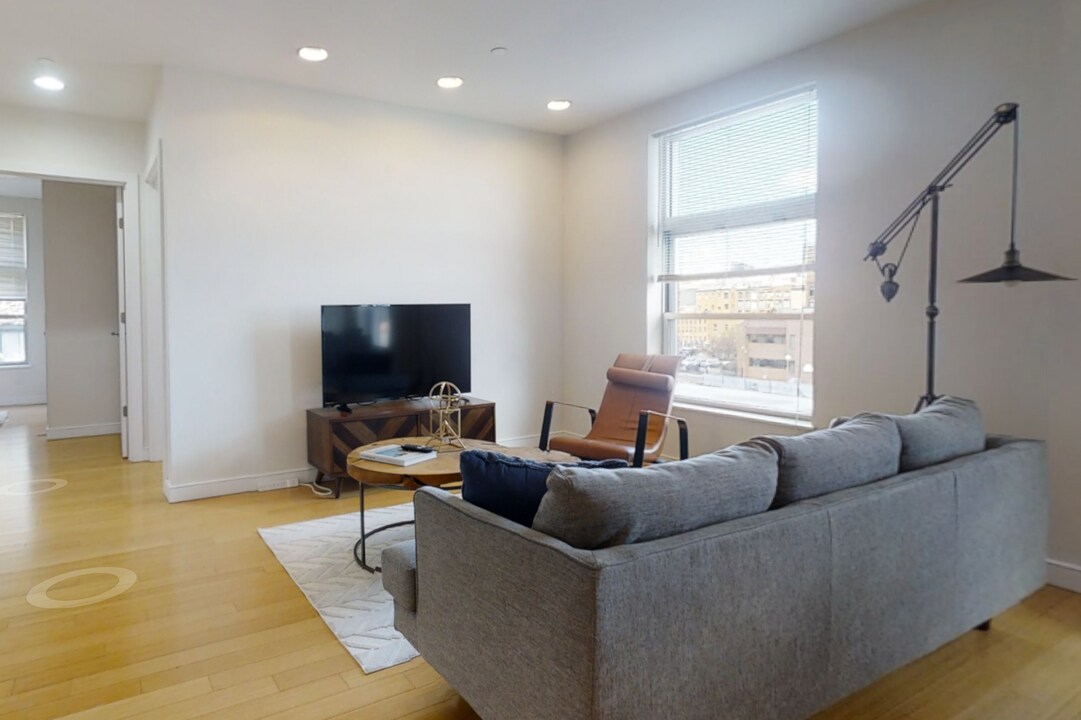 60 Alban St, Unit Albany st in Boston, MA - Building Photo
