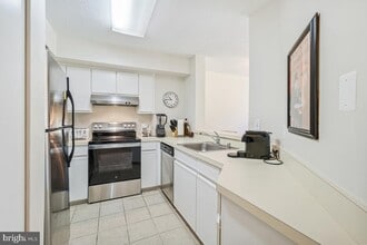 2100 Langston Blvd. in Arlington, VA - Building Photo - Building Photo