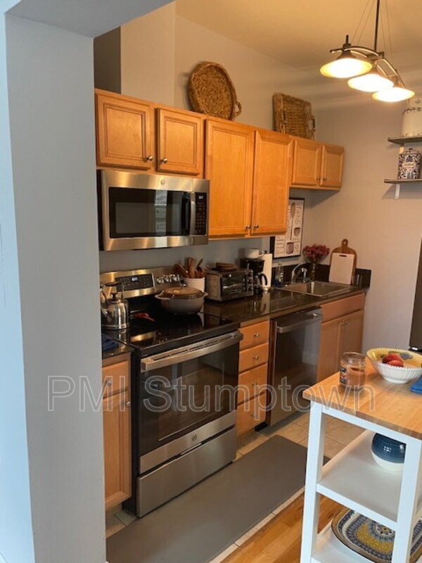 property at 1714 NW Couch St