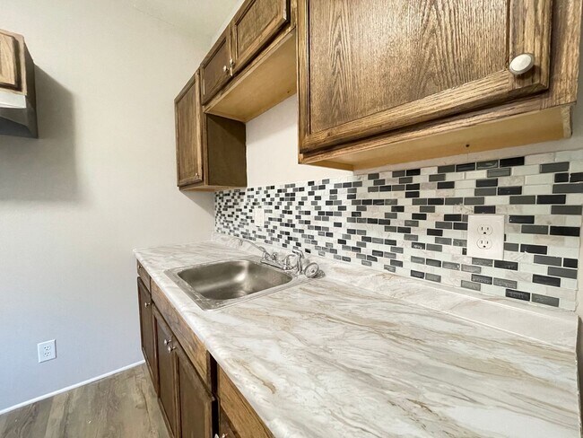 2259 Loth St in Cincinnati, OH - Building Photo - Building Photo