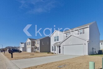 7008 Moss Creek Way in Rocky Mount, NC - Building Photo - Building Photo