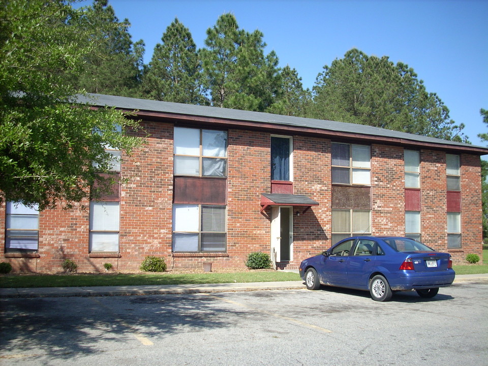 Glenwood Apartments in Glennville, GA - Building Photo