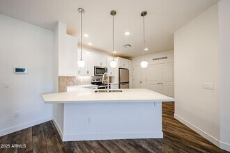 2511 W Queen Creek Rd, Unit 177 in Chandler, AZ - Building Photo - Building Photo