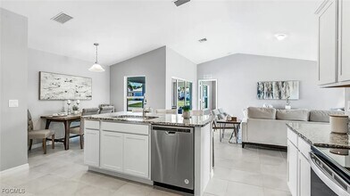 418 NW 20th Terrace in Cape Coral, FL - Building Photo - Building Photo