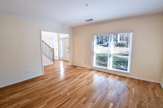 1865 Oak Tree Hollow in Alpharetta, GA - Building Photo - Building Photo