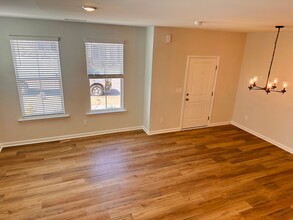 293 Chesapeake Cmns St in Garner, NC - Building Photo - Building Photo