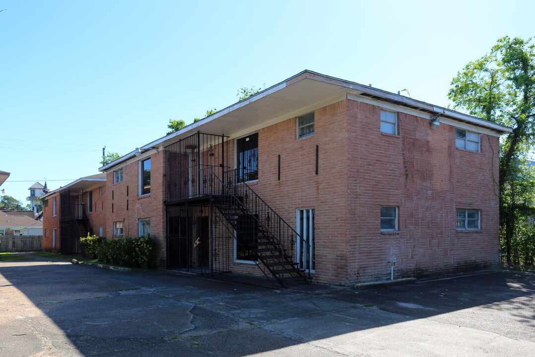 2305 Southmore Blvd in Houston, TX - Building Photo