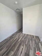 817 W 101st St in Los Angeles, CA - Building Photo - Building Photo