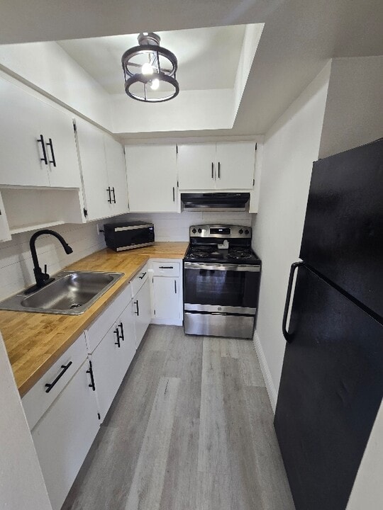 212 SE 9th Ave in Deerfield Beach, FL - Foto de edificio