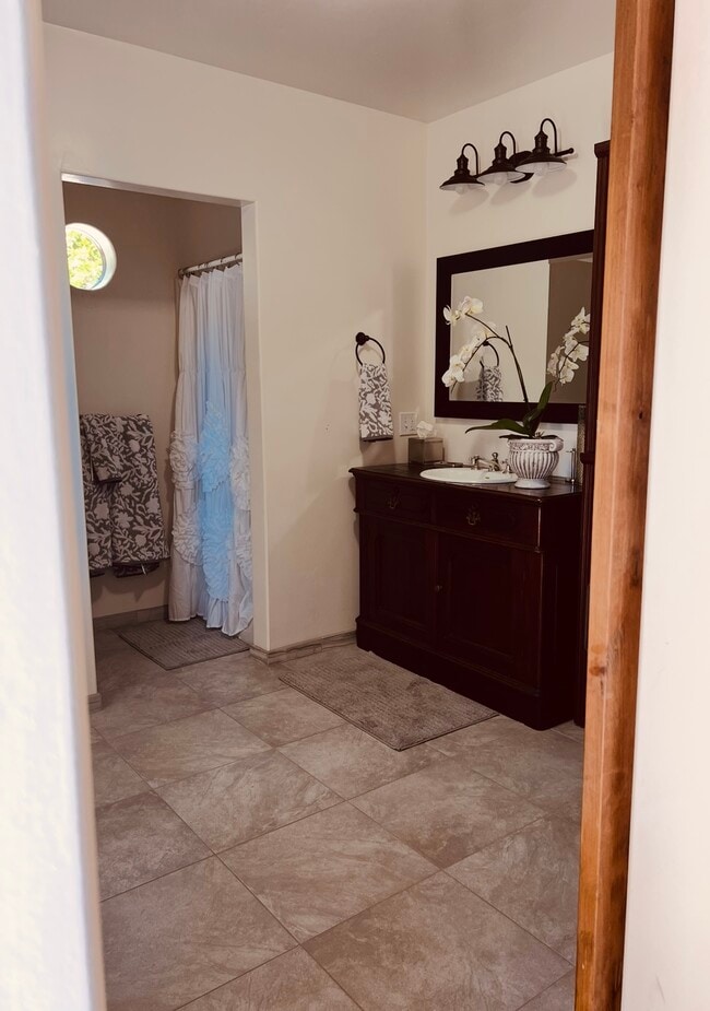 property at 1360 E Valley Rd