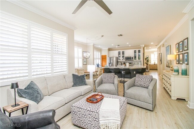 property at 4853 Hampshire Ct