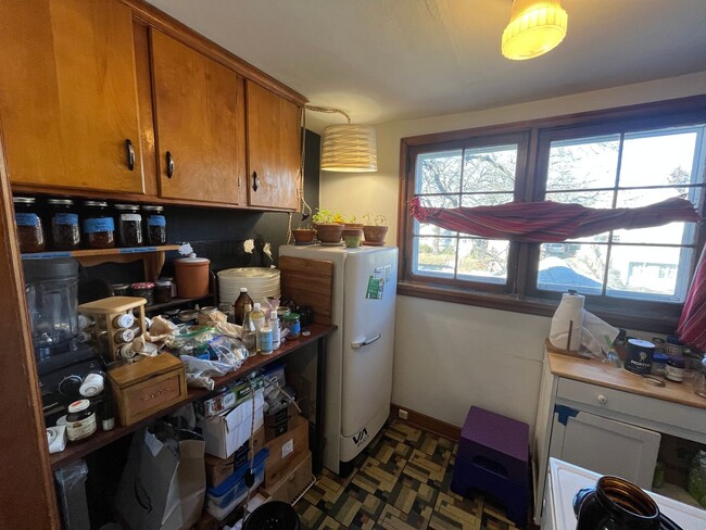 1330 Selby Ave in St. Paul, MN - Building Photo - Building Photo