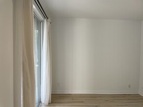 525 S Berendo St in Los Angeles, CA - Building Photo - Building Photo
