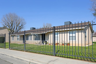 Memorial Village in Sanger, CA - Building Photo - Building Photo