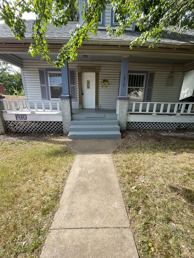property at 1910 W College St