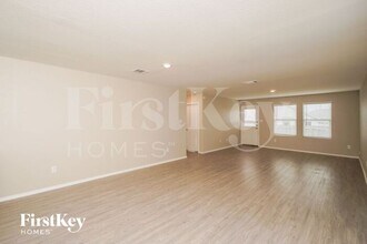 2416 Lake Hls in New Braunfels, TX - Building Photo - Building Photo