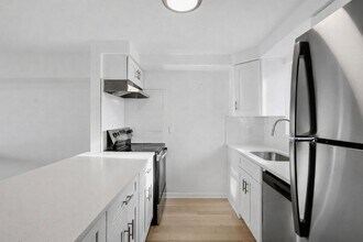 3001 Marshall Rd in Pittsburgh, PA - Building Photo - Building Photo