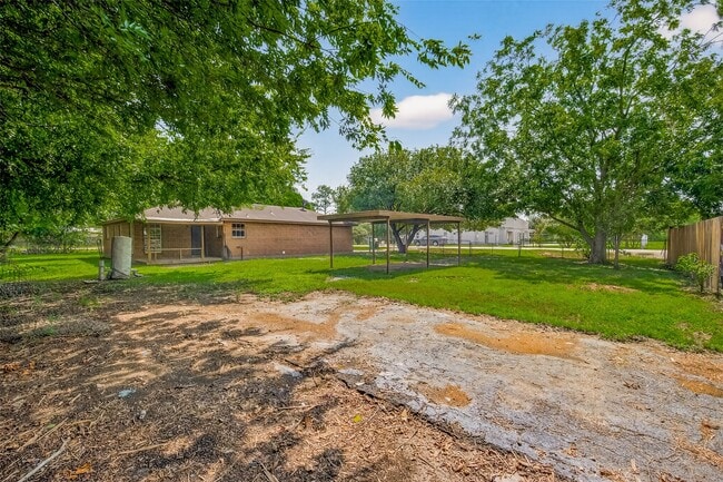 property at 5800 E Rd