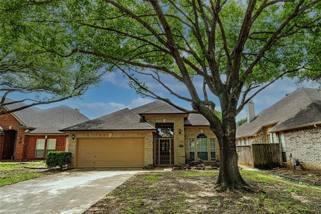 3792 Waterside Ct in Addison, TX - Building Photo