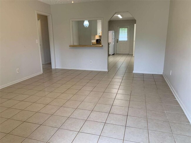 120 Plum Orchard Rd in Covington, GA - Building Photo - Building Photo