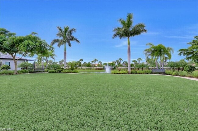 7253 Wilton Dr N in Naples, FL - Building Photo - Building Photo