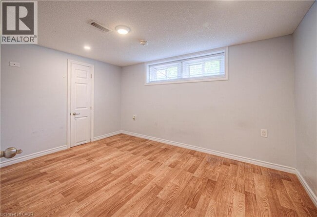 169 Bruce St in Kitchener, ON - Building Photo - Building Photo