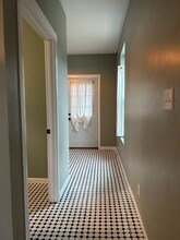 801 S 4th St, Unit 2 in Springfield, IL - Foto de edificio - Building Photo