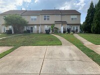 13450 Delstone Dr photo'