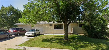 2102 10th St in Coralville, IA - Building Photo