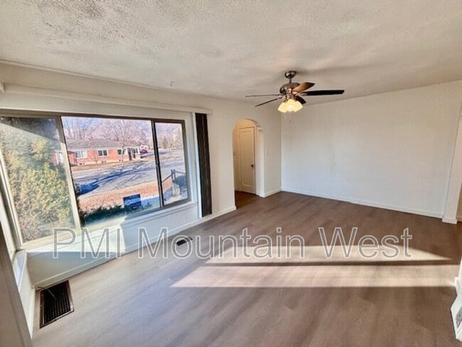 property at 1187 29th St