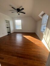 209 E Maple St in Jeffersonville, IN - Building Photo - Building Photo