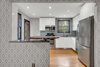 309 S 10th St in Nashville, TN - Building Photo - Building Photo