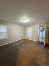 12011 Evergreen Rd in Detroit, MI - Building Photo - Building Photo