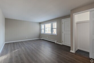 8524 W Gregory St in Chicago, IL - Building Photo - Building Photo