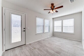 7613 Heritage Dr in Krugerville, TX - Building Photo - Building Photo