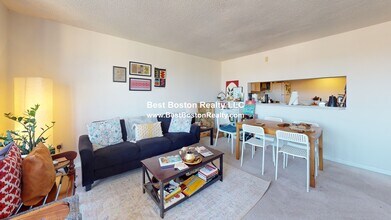 175 Beacon St, Unit 410 in Somerville, MA - Foto de edificio - Building Photo