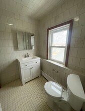 65 Wainwright St in Providence, RI - Foto de edificio - Building Photo