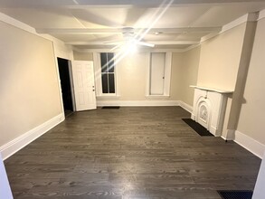 239 W 16th St, Unit 1 in Erie, PA - Building Photo - Building Photo