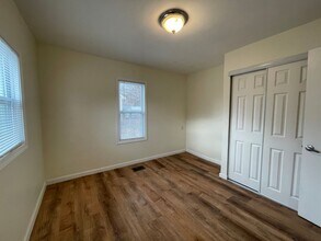 130 Scott St in Vicksburg, MI - Building Photo - Building Photo