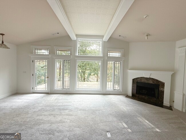 1235 Robinson Rd in Peachtree City, GA - Foto de edificio - Building Photo