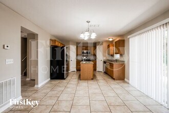 471 Koutnik Rd SE in Palm Bay, FL - Building Photo - Building Photo