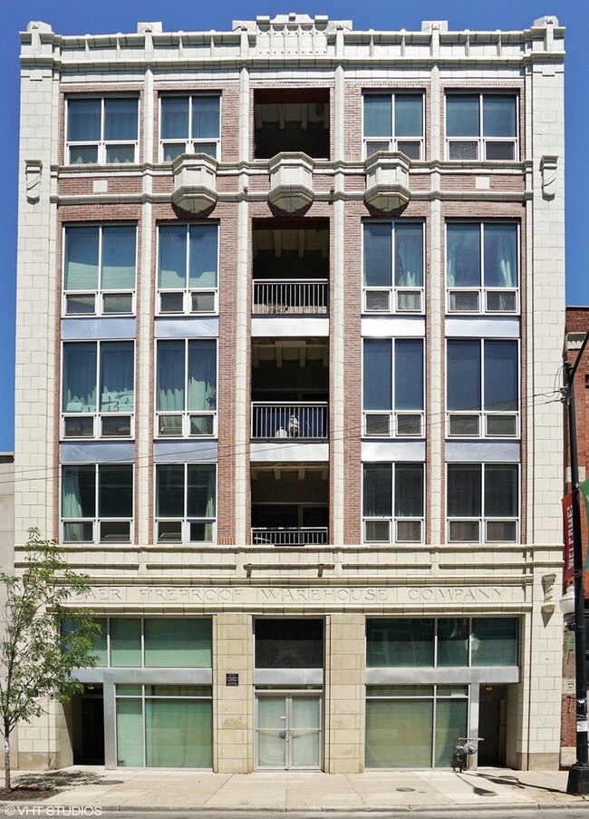 property at 1927 N Milwaukee Ave