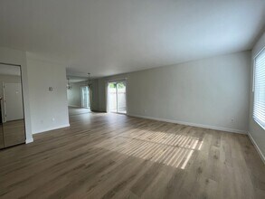 7855 Camino Huerta in San Diego, CA - Building Photo - Building Photo