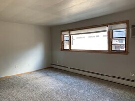 1211-11 1/2 11 1/2 St N in Fargo, ND - Building Photo