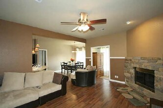 505 E Helena St in Broken Arrow, OK - Building Photo - Building Photo