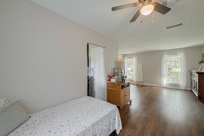 property at 3426 Hidden Creek Dr